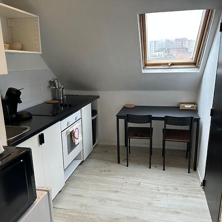 Immeuble Au Coeur De Bruxelles : Vivez L'Experience Unique De La Rue Verbist Екстериор снимка